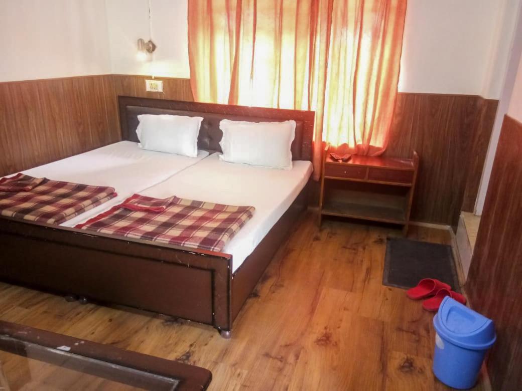 Hotel Gyespa Kyelang Kültér fotó