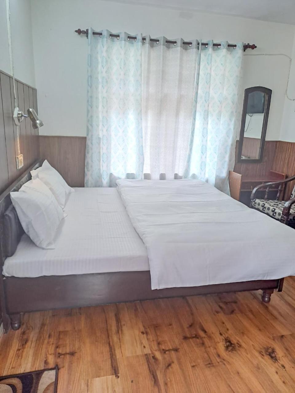 Hotel Gyespa Kyelang Kültér fotó